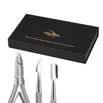 Sada na manikúru - pusher a klieštiky