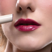 Claresa Mirror Shine Balm 3 g – lesk na pery v tyčinke Queen of Hearts