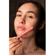 Claresa Gloss Is My Boss 12 Queen Bee 5 ml – hydratačný lesk na pery