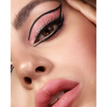 CLARESA EASY ON THE EYE – čierny eyeliner v pere