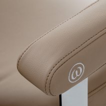 Kadernícke kreslo Omega Astra béžové